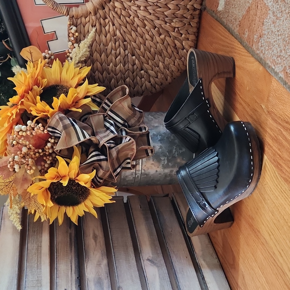 Sandgrens Black Clog